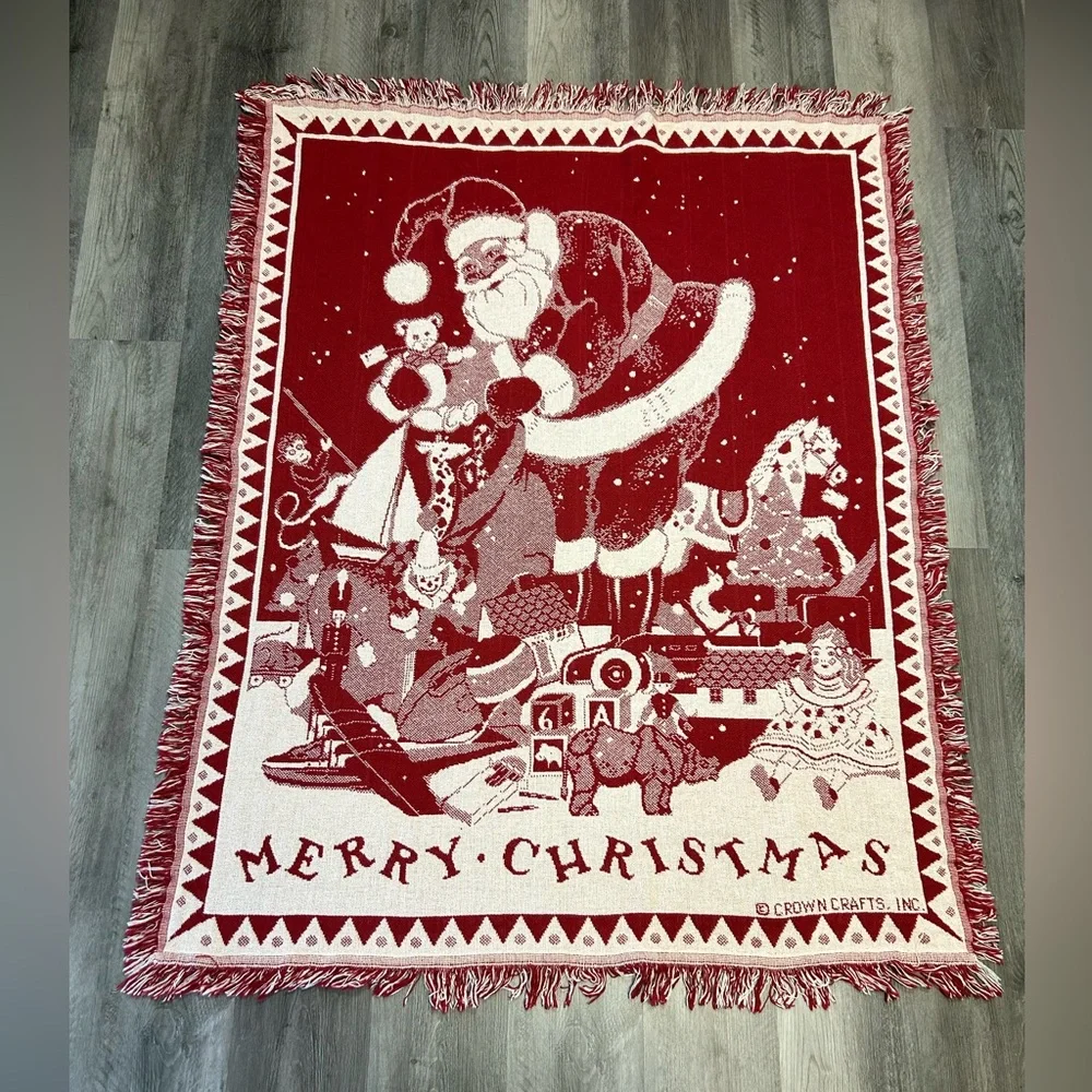 CROWN CRAFT Merry Christmas Santa Throw Blanket‎ Vintage Fringed Red Ivory 46x58